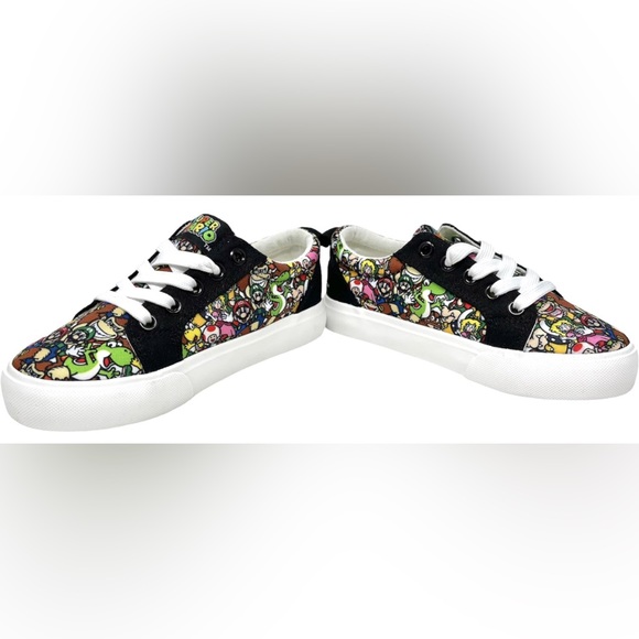 Super Mario Brothers Game Over Nintendo Lace Up Shoes New with Tags Boy or Girls - Picture 5 of 7